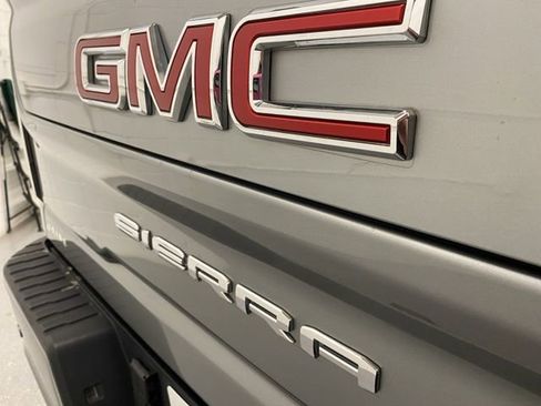 Used 2024 GMC Sierra 2500 AT4 w/ AT4 Premium Plus Package AWD/4WD image 33