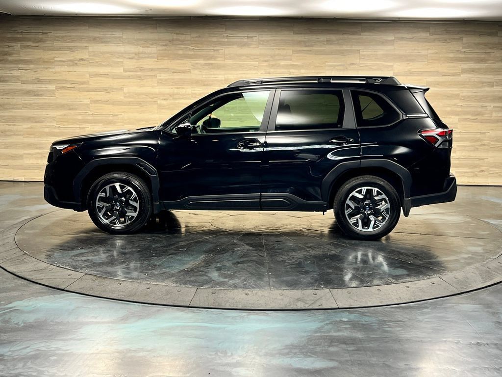 Used 2026 Subaru Forester Premium AWD/4WD image 25