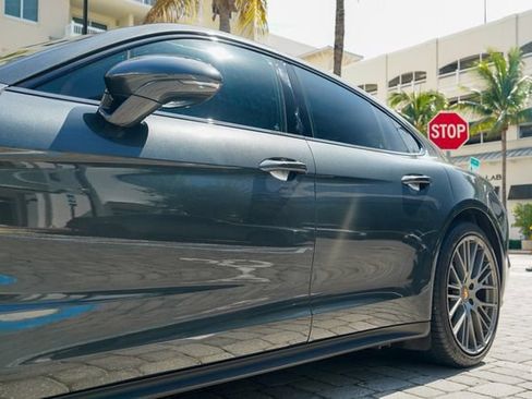 Used 2023 Porsche Panamera 4 Platinum Edition AWD/4WD image 11