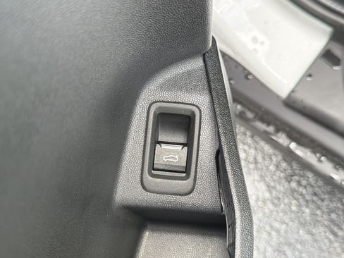 Certified 2026 MINI Cooper 2-Door Hardtop FWD image 27