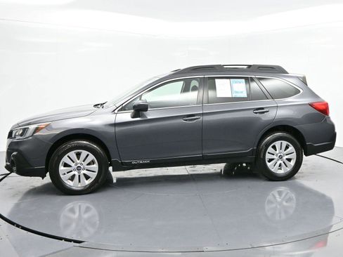 Used 2019 Subaru Outback 2.5i Premium image 4