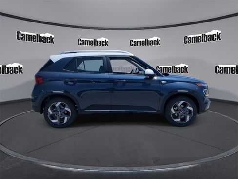 New 2025 Hyundai Venue Limited image 8