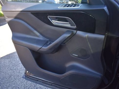 Used 2018 Jaguar F-PACE Premium AWD/4WD image 39
