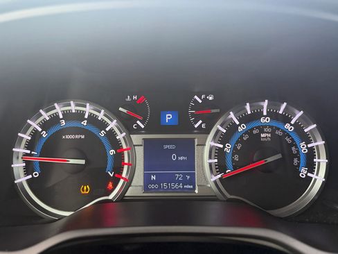 Used 2016 Toyota 4Runner Limited image 23