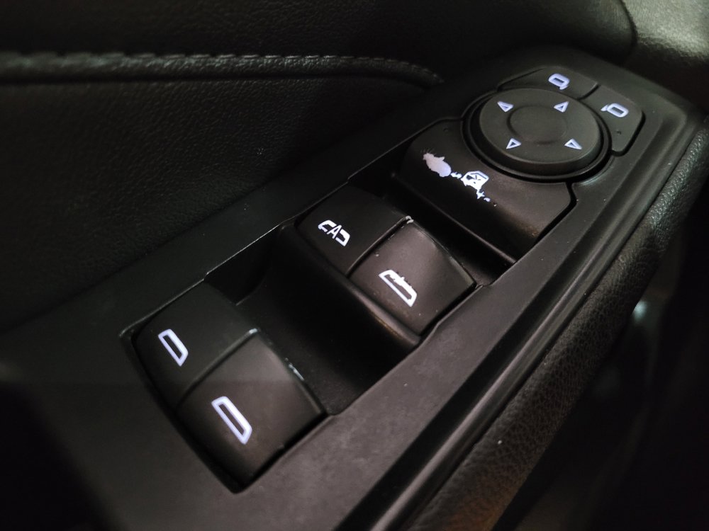 Used 2023 Chevrolet Traverse LT FWD image 27