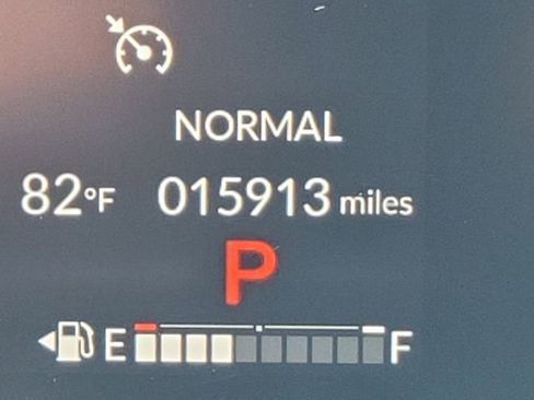 Used 2025 Honda Pilot EX-L image 31