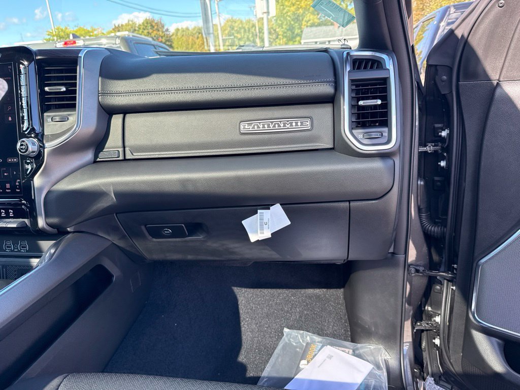 New 2027 RAM 1500 Laramie w/ Night Edition AWD/4WD image 28