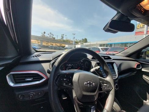 Used 2023 Chevrolet TrailBlazer RS w/ Convenience Package FWD image 10
