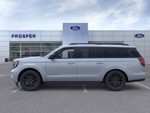 New 2026 Ford Expedition Max Platinum image 3