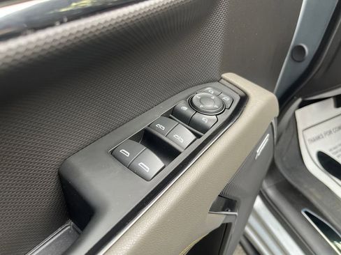 Used 2024 Chevrolet Silverado 1500 ZR2 AWD/4WD image 37