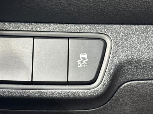 Certified 2024 Kia Forte LXS image 26