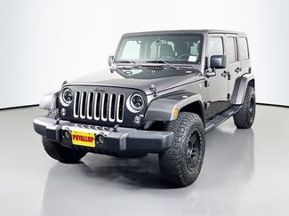 Used 2017 Jeep Wrangler Unlimited Sahara AWD/4WD video 3