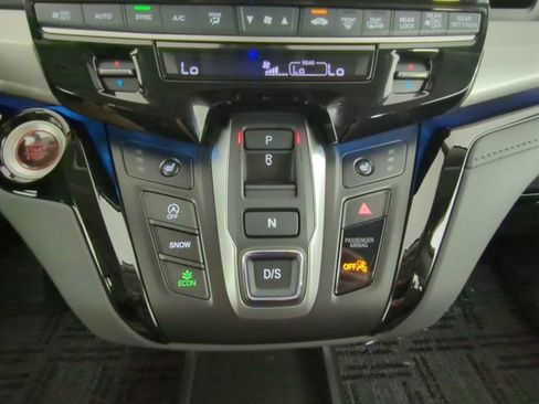 New 2026 Honda Odyssey Touring image 38