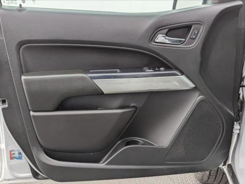 Used 2021 Chevrolet Colorado LT w/ Fleet Safety Package image 13