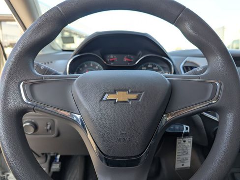 Used 2018 Chevrolet Cruze LS image 19