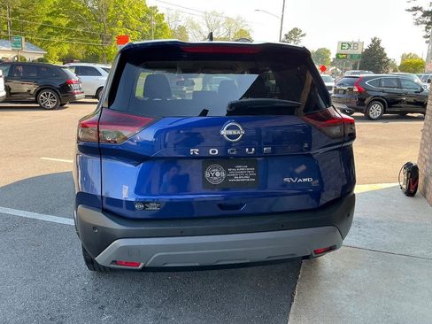 Used 2023 Nissan Rogue SV AWD/4WD image 8