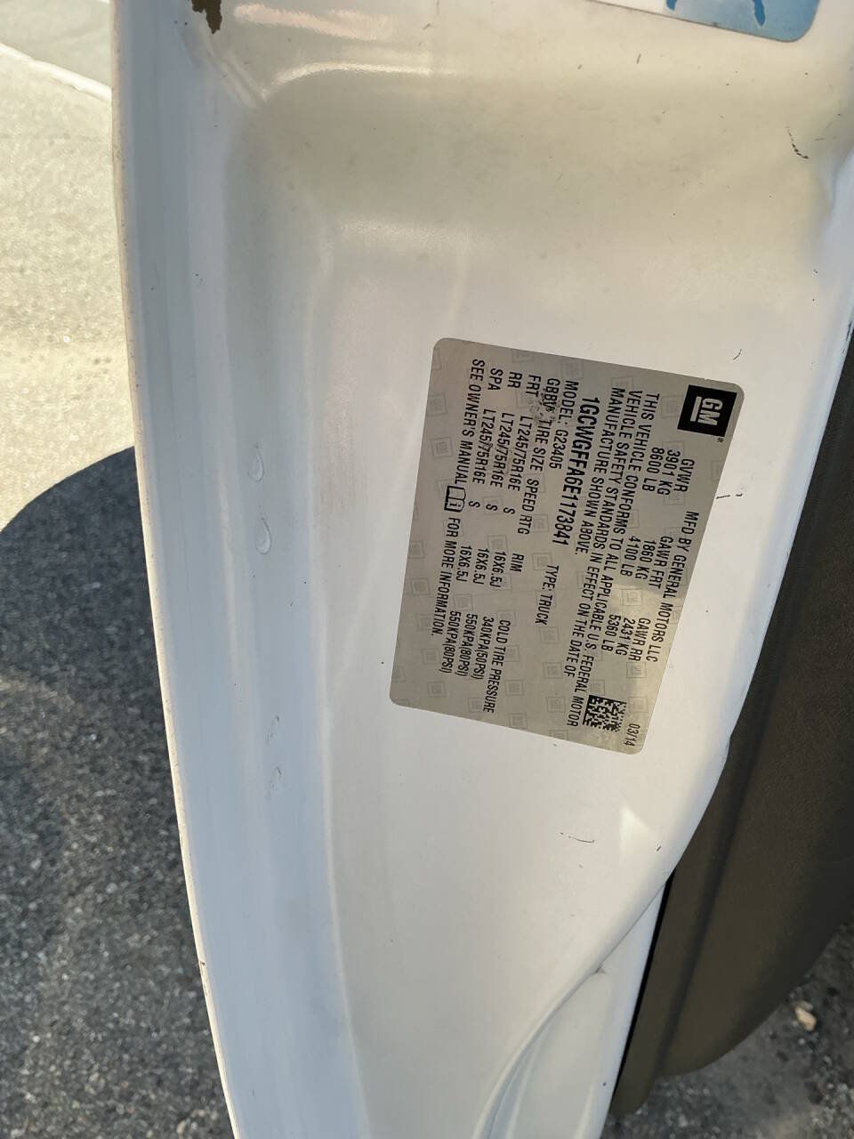 Used 2014 Chevrolet Express 2500 RWD image 23