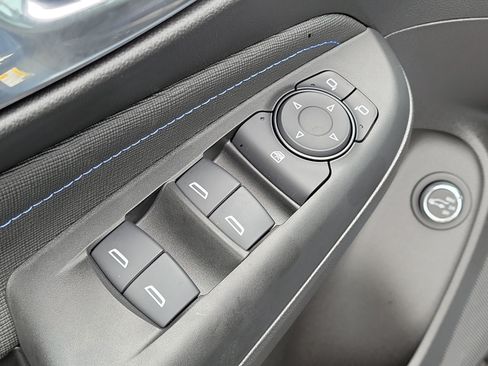 Used 2025 Buick Envista Sport Touring w/ Convenience I Package FWD image 20