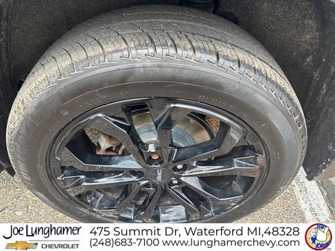 Certified 2019 GMC Terrain SLT w/ Preferred Package AWD/4WD image 14