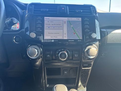 Used 2024 Toyota 4Runner TRD Off-Road Premium image 19