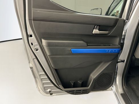 Used 2025 Toyota Tacoma TRD Off-Road image 27