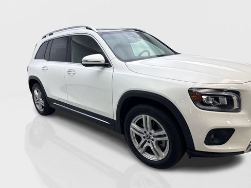 Used 2023 Mercedes-Benz GLB 250 4MATIC image 12