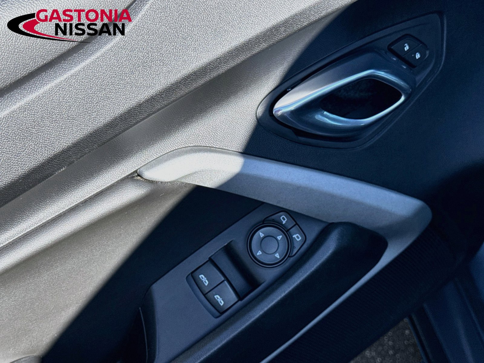 Used 2019 Chevrolet Camaro LT RWD image 21