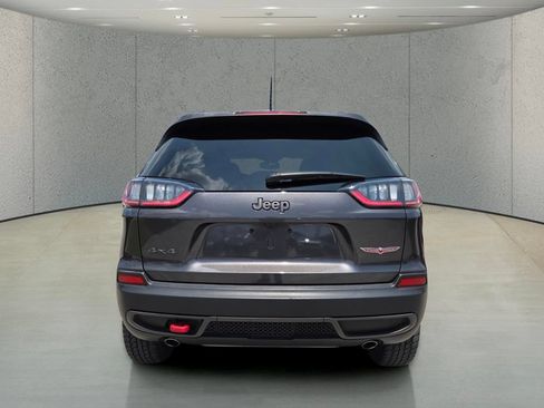 Used 2022 Jeep Cherokee Trailhawk w/ Premium Leather Package AWD/4WD image 6