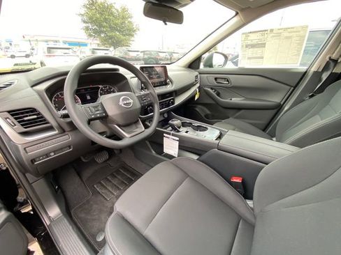 New 2026 Nissan Rogue S image 9