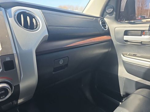 Used 2018 Toyota Tundra Limited w/ Limited Premium Package image 41