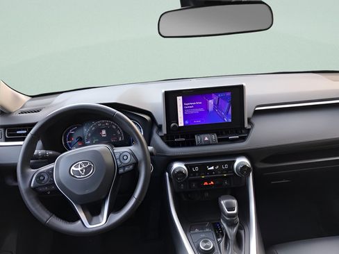 Certified 2023 Toyota RAV4 XLE Premium AWD/4WD image 15