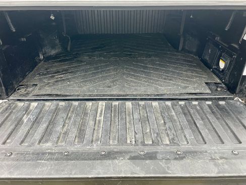 Used 2020 Toyota Tacoma TRD Off-Road image 33