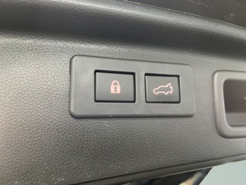 Used 2021 Subaru Forester Limited AWD/4WD image 11