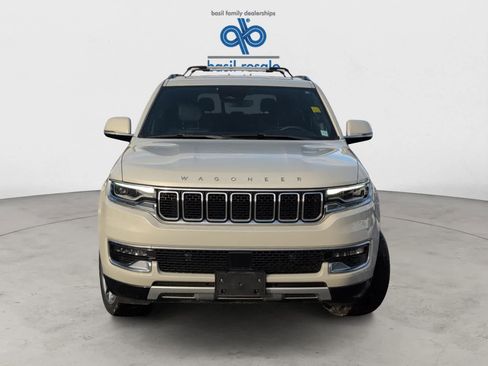Used 2022 Jeep Wagoneer Series II w/ Premium Group I image 8