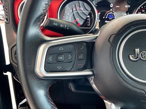 Used 2018 Jeep Wrangler Unlimited Rubicon AWD/4WD image 16