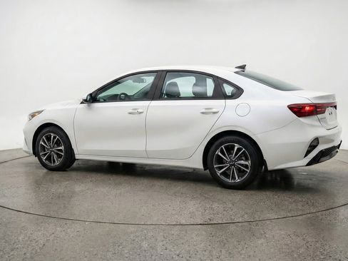 Used 2024 Kia Forte LXS FWD image 6