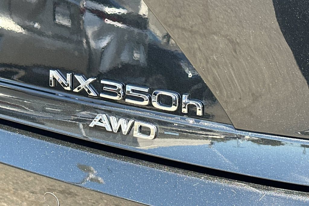 Used 2025 Lexus NX 350h AWD w/ Accessory Package (2T) image 34