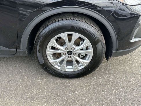 Used 2023 Ford Escape Active image 6