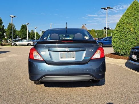 Used 2016 Nissan Versa SV w/ Fog Lights Package FWD image 6