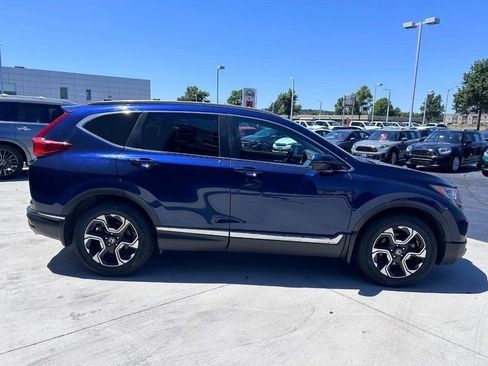 Used 2017 Honda CR-V Touring image 4