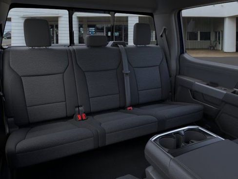 New 2026 Ford F150 XLT w/ Equipment Group 302A MID image 11