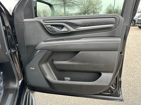 Used 2024 GMC Yukon XL Denali w/ Max Trailering Package image 14
