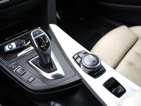 Used 2014 BMW 428i Convertible image 29