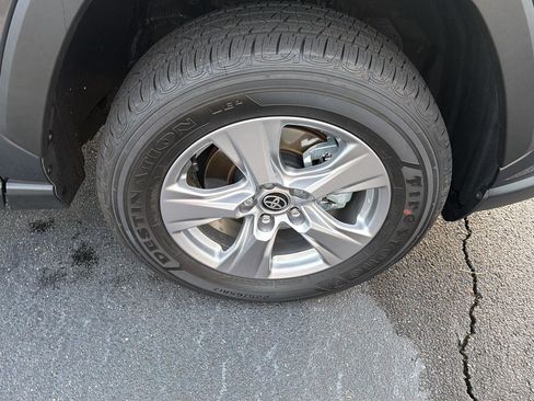 Certified 2025 Toyota RAV4 XLE AWD/4WD image 37