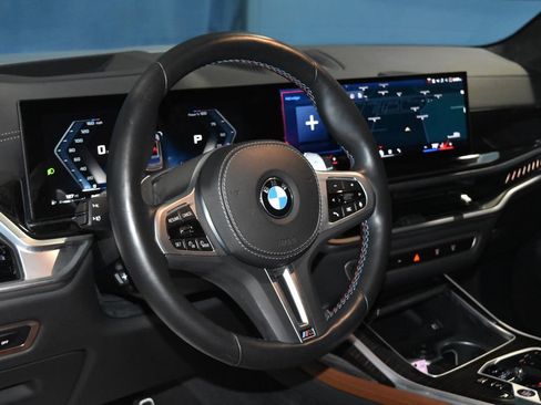 Certified 2024 BMW X7 M60i w/ Executive Package image 2