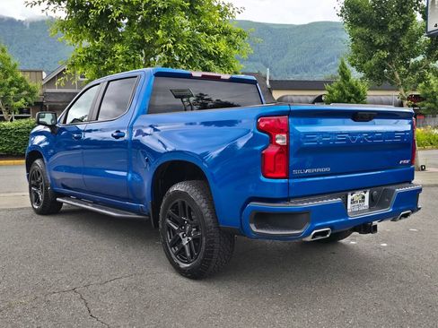 Used 2023 Chevrolet Silverado 1500 RST w/ Z71 Off-Road Package AWD/4WD image 7