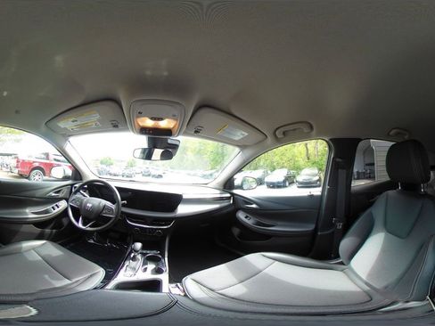 Used 2025 Buick Encore GX Preferred image 37