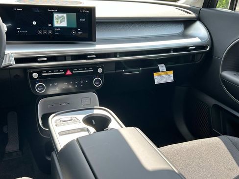 New 2026 Hyundai Ioniq 9 SE image 25