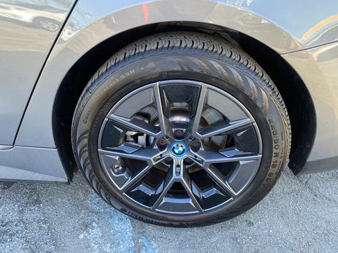 Used 2023 BMW i4 eDrive35 w/ Premium Package RWD image 15