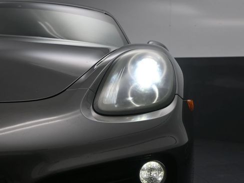 Used 2016 Porsche Cayman RWD image 10